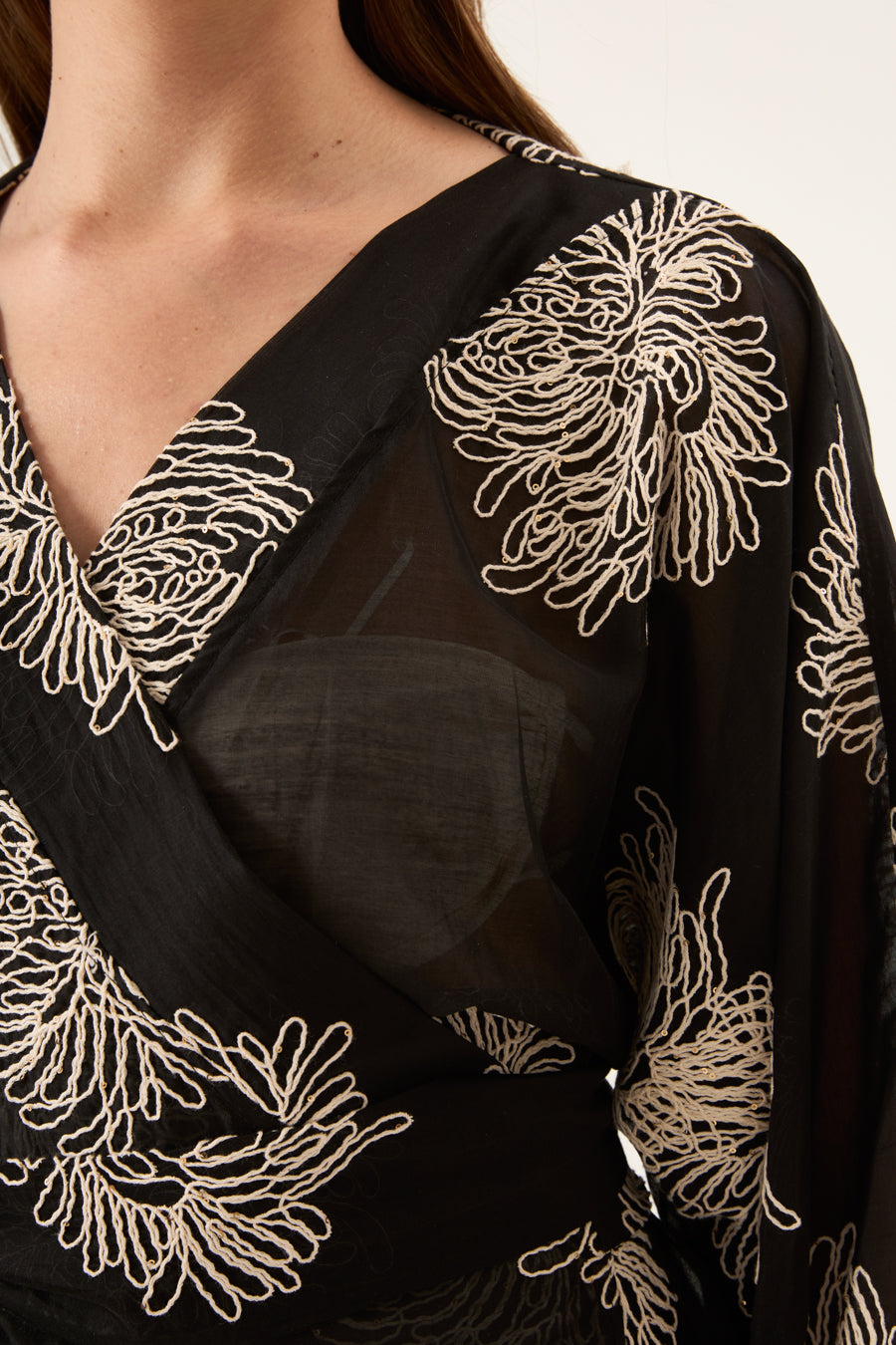 Velia İvory Kimono