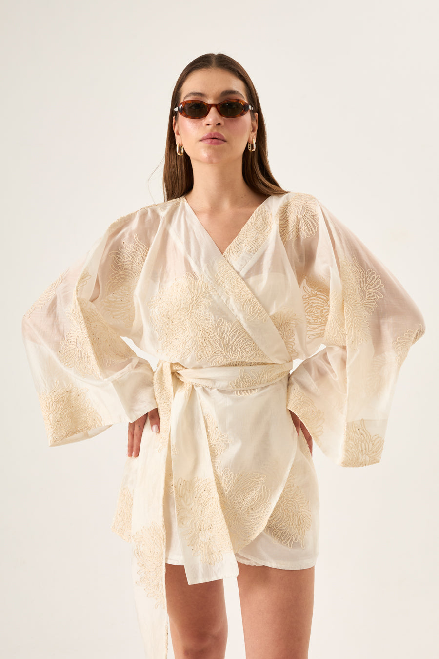 Velia İvory Kimono